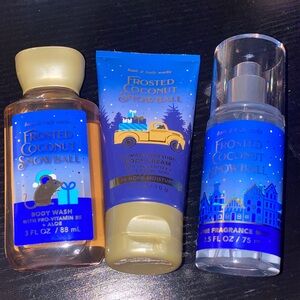 Bath & Body Works Frosted Coconut Snowball Set - Blue & Gold